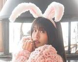 「爆食グラドル、セクシー雪うさぎに変身　98センチの美尻突き出しポーズで悩殺　一夜をともにしてベッドにいたのは……」の画像1