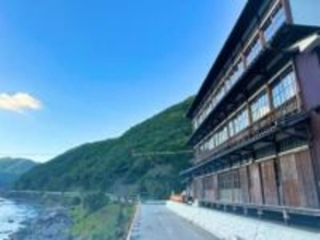 豪雨災害から2000日後　熊本・球磨川温泉の鶴の湯旅館　3度目の再起にかけた4代目の思い