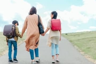 手取り15万円に届かず　塾も通えず娘の夢は遠いまま　地方の「ひとり親家庭」に立ちはだかる“三重苦”の現実【社会福祉士が解説】