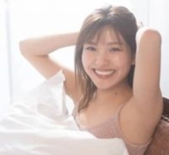 「ZIP!」「シューイチ」出演のフリーアナ　わき見せキャミソール姿で魅了