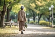 79歳の母、20年続けたウォーキング……やめた理由に娘愕然　ご近所“男性”の行動が影響「うちの母も行けなくなりました」「大迷惑」