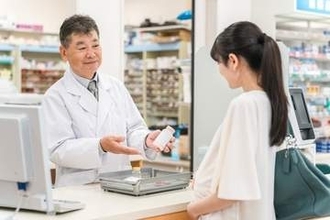 市販薬のオーバードーズ対策で改正薬機法が5月に施行、かぜ薬を購入した人の約6割が「法改正を認知」乱用防止の指定成分とは？