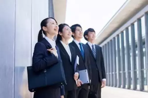 旧帝大・早慶上智の3割、初任給30万円未満は「足切りライン」　MARCHクラスの足切りラインは