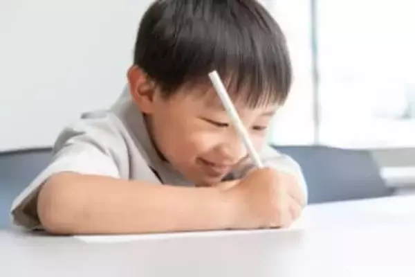 「こんなの解けるわけない！」話題の〝アーモンド型〟面積問題、母も思わず検索した難問に共感殺到「大人でも無理」