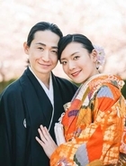 まるでドラマみたい！“SHOGUNカップル”、桜の下で結婚報告　大ヒットシリーズで共演→公私を支え合う関係に　「最高の夫婦」祝福あふれる