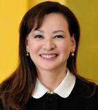 「愛車はフェラーリ！ベテラン女優の"銀ブラ"ショットに反響　「ザギンのヨーコ無限大」「355乗ってる姿が1番好き」」の画像1