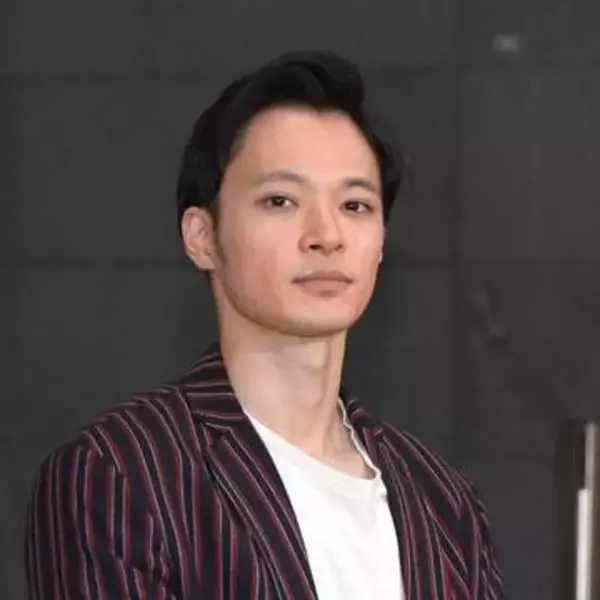 「印象こんなに変わるんだ」お笑い芸人、妻のすすめで眉アートメーク→下がり眉が劇的変化し話題　「眉毛ってすごい」「かっこよくなってる」