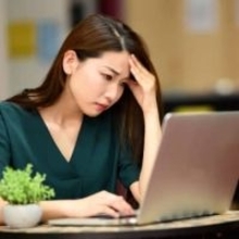 退職してフリーに、子は2人→健康保険はどうしよう？　気になる「任意継続」のメリット・デメリットとは……【社労士が解説】