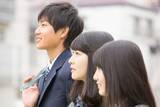 「令和の高校生は上京したい？　男女で圧倒的な“差”「便利そう」「移動が楽そう」「推し活の幅広がる」」の画像1