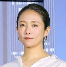 海辺ではしゃぎ浴衣姿も 「25歳の輝き」を収録　木村文乃さんのファースト写真集「ふみの」が待望の電子書籍化