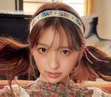 「「大人かわいい！ セクシーるたん！！」　グラビア誌席巻の最強ティーン　花柄ビキニでまん丸ヒップ見せつけ」の画像1