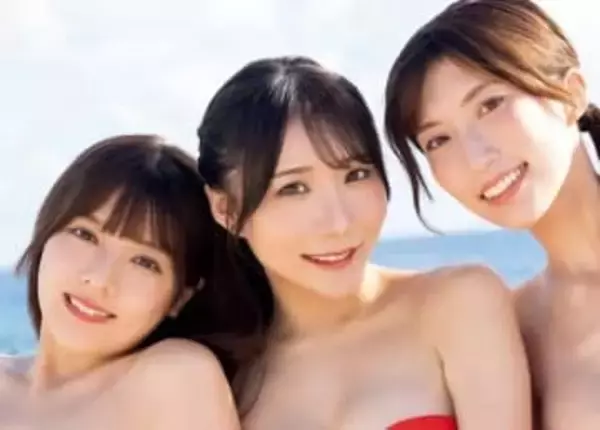 カラフルビキニで競演　ミスFLASH2026グランプリ・板野優花＆佐々木明音＆美波那緒