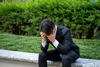 【自己破産】9割超が「もっと早くすればよかった」　経験者100人超が語った「実際に起きたこと」とは