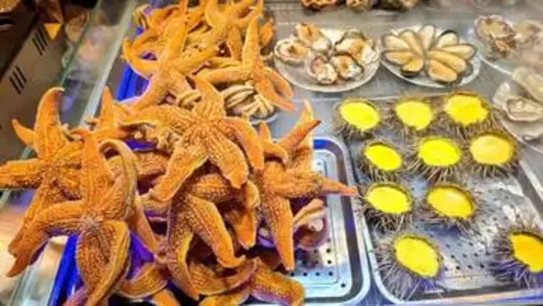 山積みの海星！　酒の肴でヒトデを楽しむグルメ大国　人生初の実食投稿にネットがさわさわ　「とっても美味しそう」