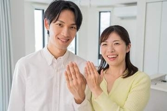 結婚指輪・婚約指輪の予算は……　今だと「ティファニー」と「4℃」どっちがより人気？