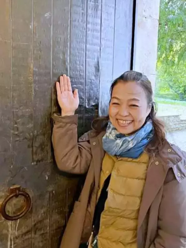 30年越しに渡仏、夢を叶えた染色作家「やると決めると現実が動き始める」無理だと思っていたが…過去の自分に「ありがとう」