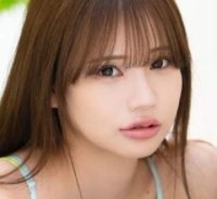 あざとカワイイいビキニ姿　白黒のランジェリー姿はぐっとセクシーに　元NMB29歳美女が艶姿で魅了