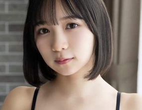 ブラウス脱いだ「高嶺の花」ボディ　トライアングルブラの清楚な色気　グループ卒業した23歳ミニグラ・池本しおり