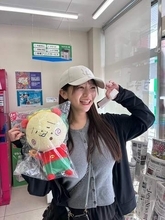 96・64・96のIカップ小悪魔　安アパートに現れた佐野なぎさが服を脱ぎ…　初登場ヤングガンガンで恵体から色気ムンムン