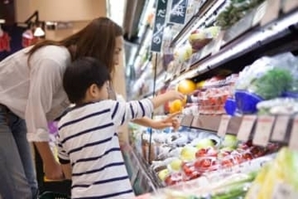 4人世帯が支払う食品消費税は年間「約5.4万円」　消費税減税になったら、お金の使い方は変わるのか？