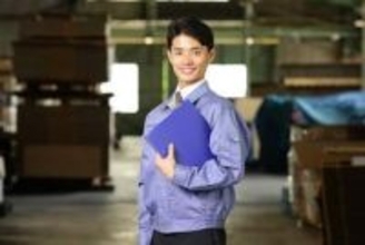 AI進化で不安定？　5人に1人がホワイトtoブルー転職　「AIに代替されにくい安心感」「手に職がつく」