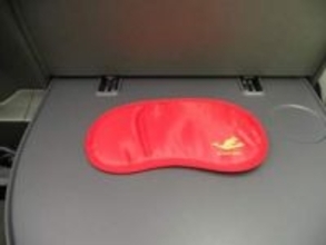 大阪と名古屋を結ぶ近鉄の夜行列車「ミッドナイトひのとり」に乗ってみた！名張駅で4時間停車？車内は深夜も減光なし？謎めいた実態に迫る