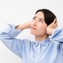 庭BBQで苦情殺到？ご近所トラブルになりがちな悪臭や騒音… 違法ラインはどこなのか【弁護士が解説】