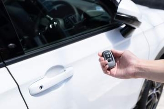 新社会人の半数がクルマ購入予定なし　理由は「お金」ではなく…　二極化する意識