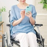 28歳女性、障がいを隠して始めたマッチングアプリ　プロフ写真に車椅子を写して気付いたこと「“いいね”の数は減ったけど…」【社会福祉士が解説】