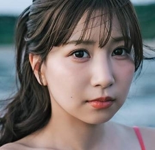 肩紐はらり白肌マシュマロにどきっ　SKE48・太田彩夏、写真集未掲載のランジェリーショット　「オトナあやかが見れちゃいます」と自信満々