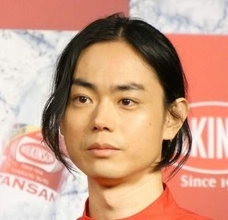 ボクシング元世界王者が大絶賛「男として惚れました」　菅田将暉との精悍2ショットに「すべてがカッコイイ」「この温かい絆が末永く…」