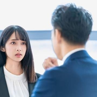 本社勤務のはずが店舗勤務　新卒入社のアパレル企業で配属ガチャ　希望しない仕事への配置転換は従うべきですか【弁護士が解説】