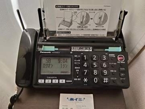 「何かあったらパパの携帯に電話をしてね」留守番中の小4娘から着信→父が身構えて出てみると…まさかの報告に思わず笑顔