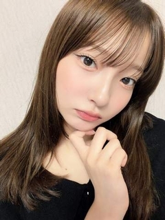 引き締まったお尻と魅惑の腰えくぼ　里仲菜月の匂い立つ色香にドキッ　ぷくっとした唇＆色白ボディのデジタルフォトブック
