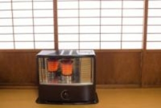 灯油が服についた→お湯で洗う、乾燥機は絶対NG！正しい対処法とは