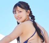 「白桃のような美尻がぷりん　セクシーバニーやオレンジビキニでミニマムグラマラスな肢体が大暴れ　成瀬かのん3rd DVD「ピーチライン」」の画像1