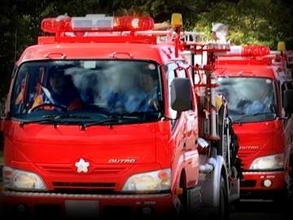 近所の家から聞こえた「ピロピロ」　外に出てみると白い煙が…火事だ！　中３男子がスマホで119番　避難も手助けした15歳に感謝状