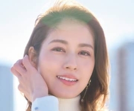 元フジ女性アナ　フリー転身後初の雑誌登場　清楚な装いで34歳の美貌を撮り下ろし