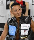 「大河出演の39歳俳優　真夏の海で赤銅色の肉体美を連投　「バッキバキだな」「ばり渋いです」」の画像1