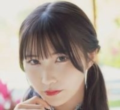 裸にリボンや髪ブラ　お尻丸見えの変形ボディスーツ　現役アイドルが過激露出の1st写真集「幅広くえっちに頑張ったので…」