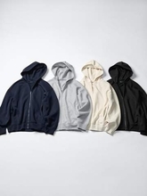 「3色色違いを購入しヘビロテしてます」ユニクロのオーバーサイズパーカが期間限定で3990円　「ダボっとしてるけどだらしなく見えず」の声も