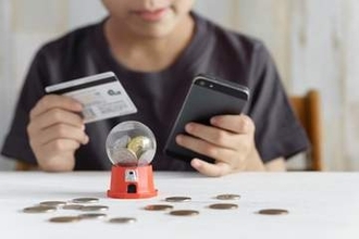 【スマホゲーム】情報収集は「SNS」が最多　毎月、ゲームアプリにいくら課金してる？