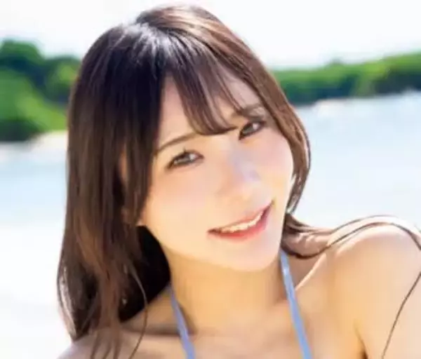 ミスFLASHの25歳美女　宮古島で弾けたビキニグラビア　「オフショットゆっくり載せていくね」