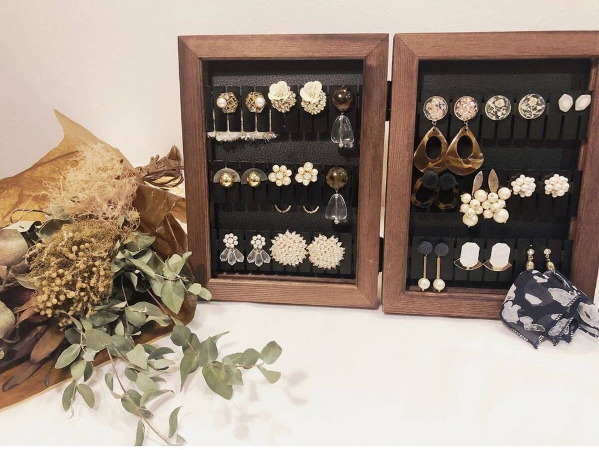 アクセサリースタンドで見せる収納 おすすめ商品からdiyまで 19年7月18日 エキサイトニュース 3 5