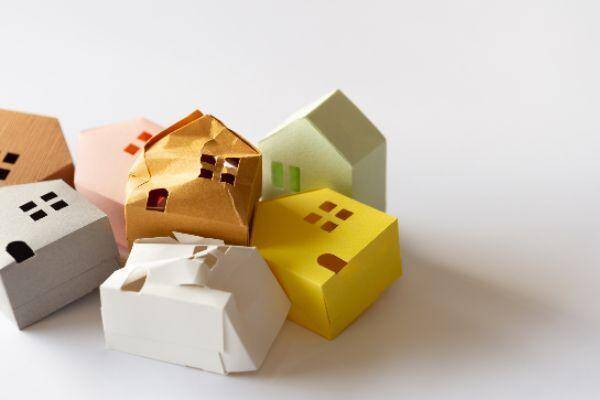 不動産小口化商品とは？クラウドファンディングとの違いやメリット・デメリットを解説