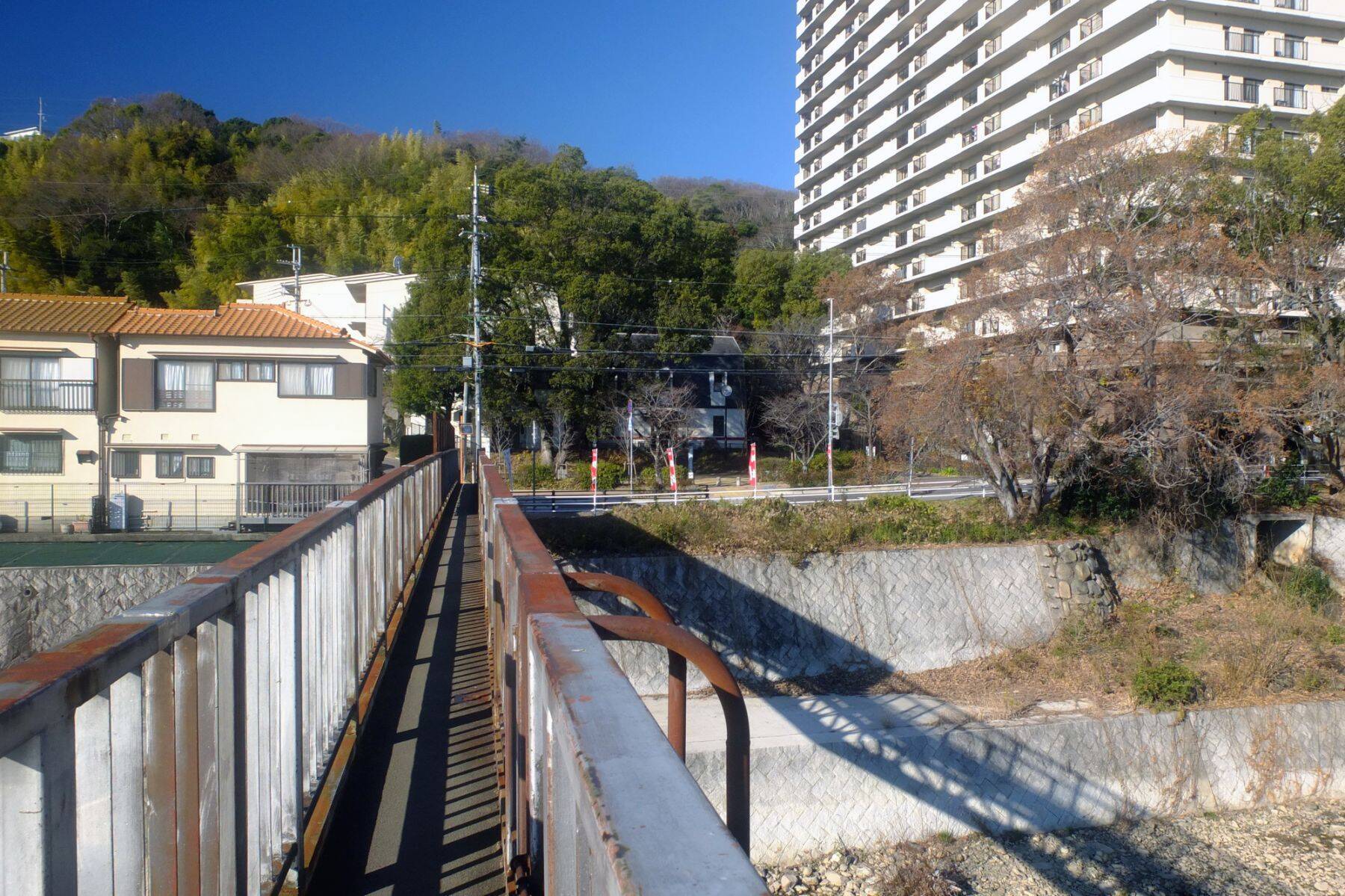 「ウィルキンソン」歌劇のまちに息づく炭酸工場｜産業遺産のＭ＆Ａ