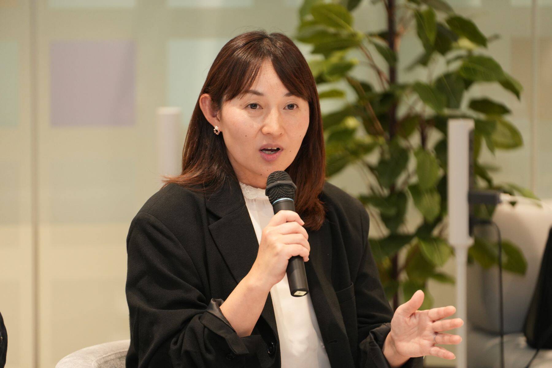 なぜ、ロート製薬は農業も再生医療も手がけるのか？　非連続な成長を生む「掛け合わせ」のつくり方