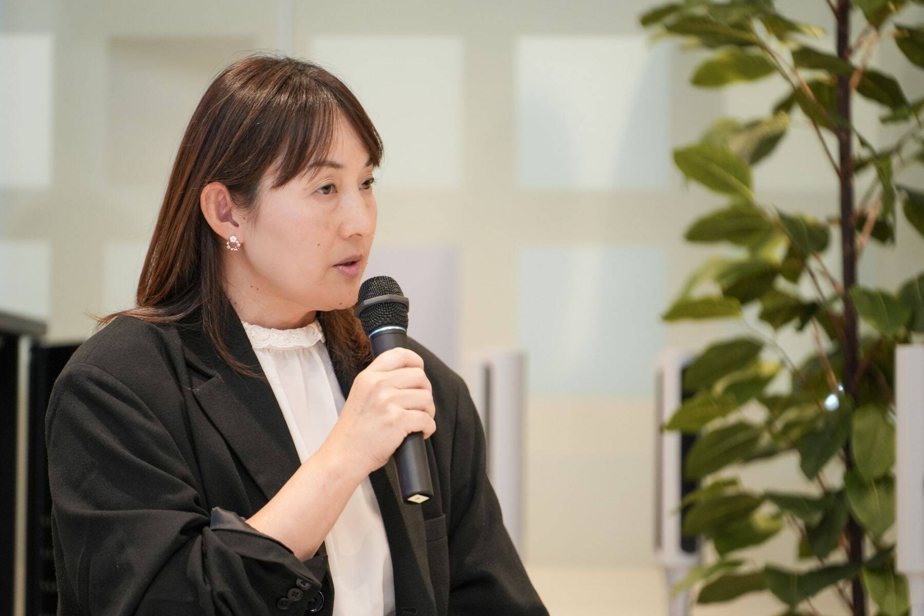 なぜ、ロート製薬は農業も再生医療も手がけるのか？　非連続な成長を生む「掛け合わせ」のつくり方