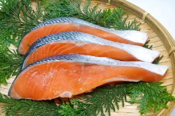 水産業界の老舗商社「ニチモウ」海外企業と加工会社を取り込む　その戦略の狙いは