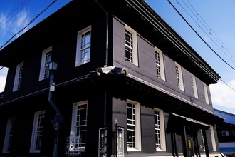 「黒壁スクエア」ガラス文化に魅せられて｜産業遺産のM＆A